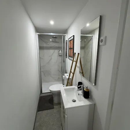 בית נופש Casa Do Apeadeiro וילה פוקה דה אגיאר