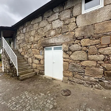 Casa Do Apeadeiro בית נופש וילה פוקה דה אגיאר