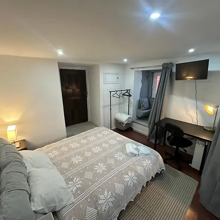 Casa Do Apeadeiro * וילה פוקה דה אגיאר