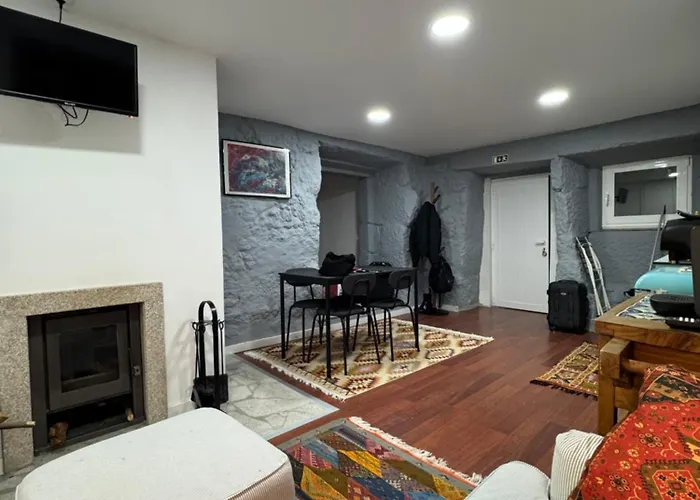 Casa Do Apeadeiro * فيلا بوكا دي أغويار