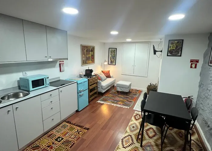 Casa Do Apeadeiro فيلا بوكا دي أغويار